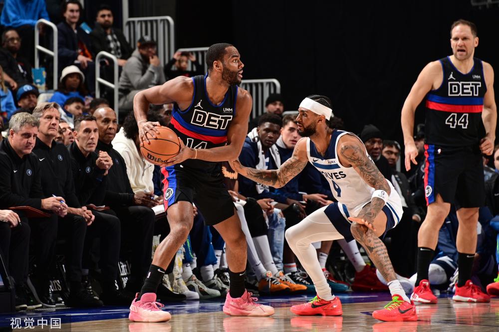 脱颖而出 脱颖而出