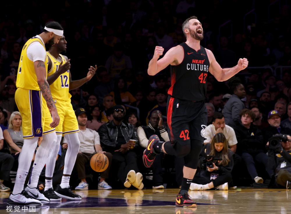 在多条战线 在多条战线