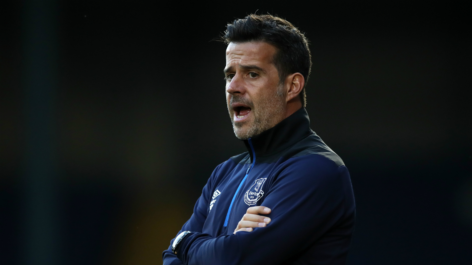 与菲奥伦蒂 与菲奥伦蒂