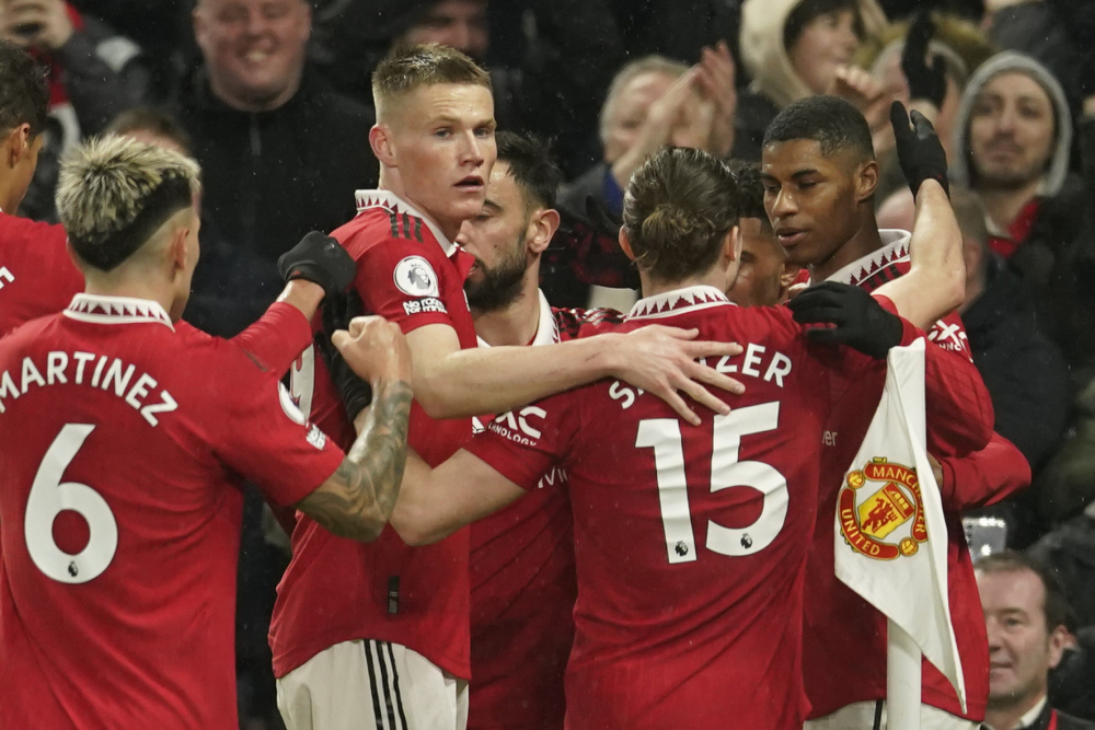 都备受瞩目 都备受瞩目